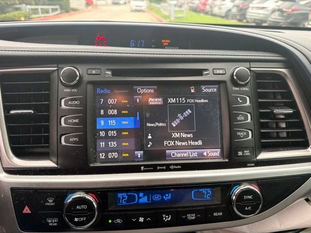 Used 2019 Toyota Highlander XLE FWD image 6