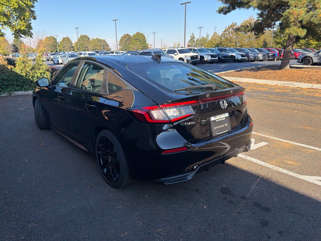 Used 2025 Honda Civic Sport image 9