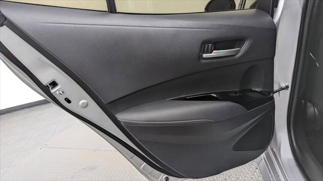 Used 2022 Toyota Corolla SE image 16