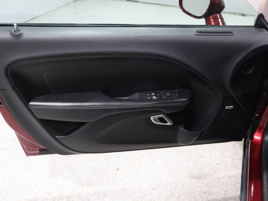 Used 2018 Dodge Challenger GT AWD/4WD image 13