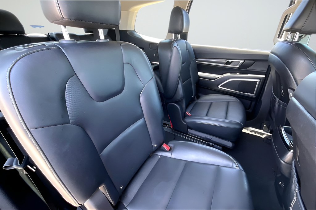 Used 2021 Kia Telluride S FWD image 22