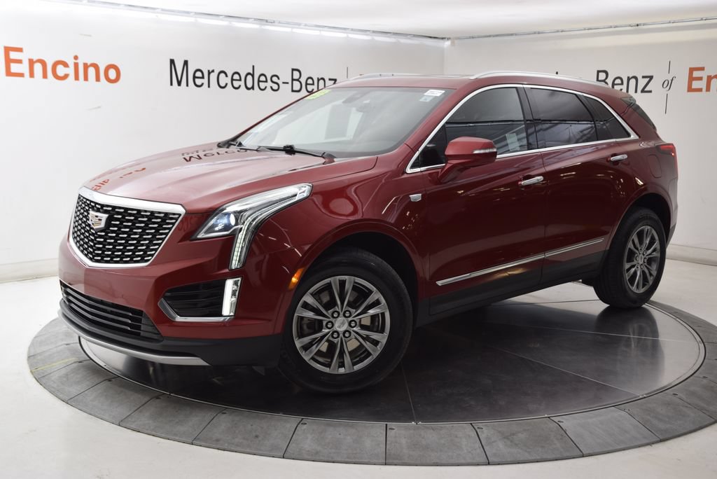 Used 2023 Cadillac XT5 Premium Luxury w/ LPO, Floor Liner Package FWD image 2