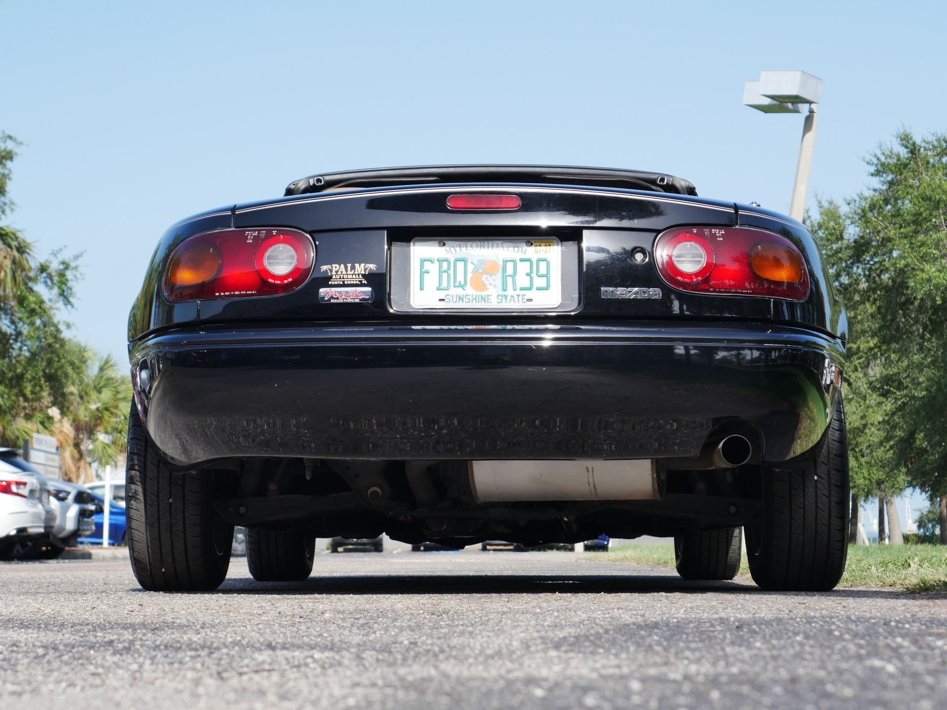 Used 1997 MAZDA MX-5 Miata RWD image 19
