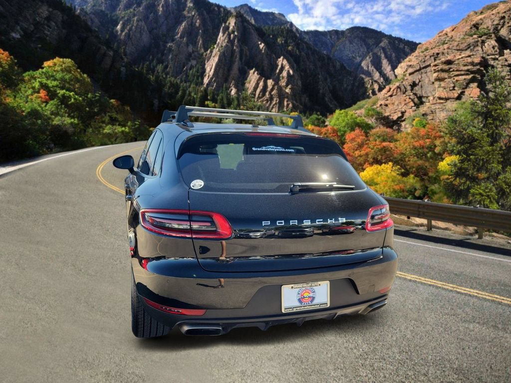 Used 2017 Porsche Macan AWD/4WD image 4