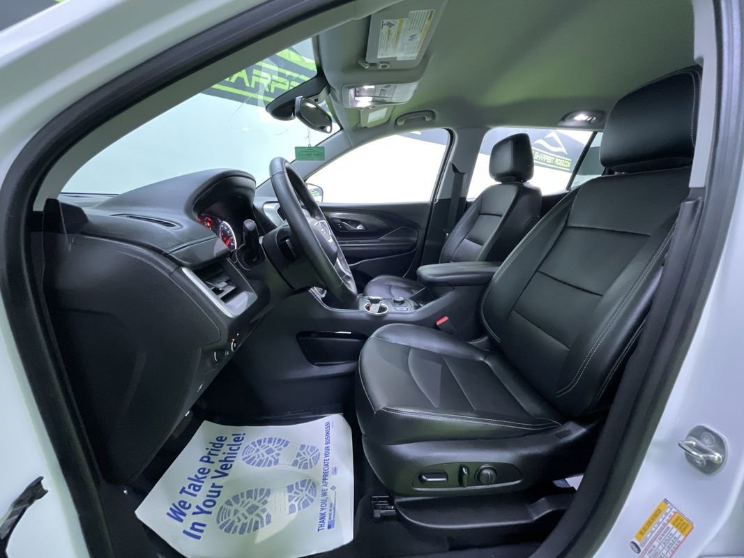 Used 2023 GMC Terrain SLT image 26