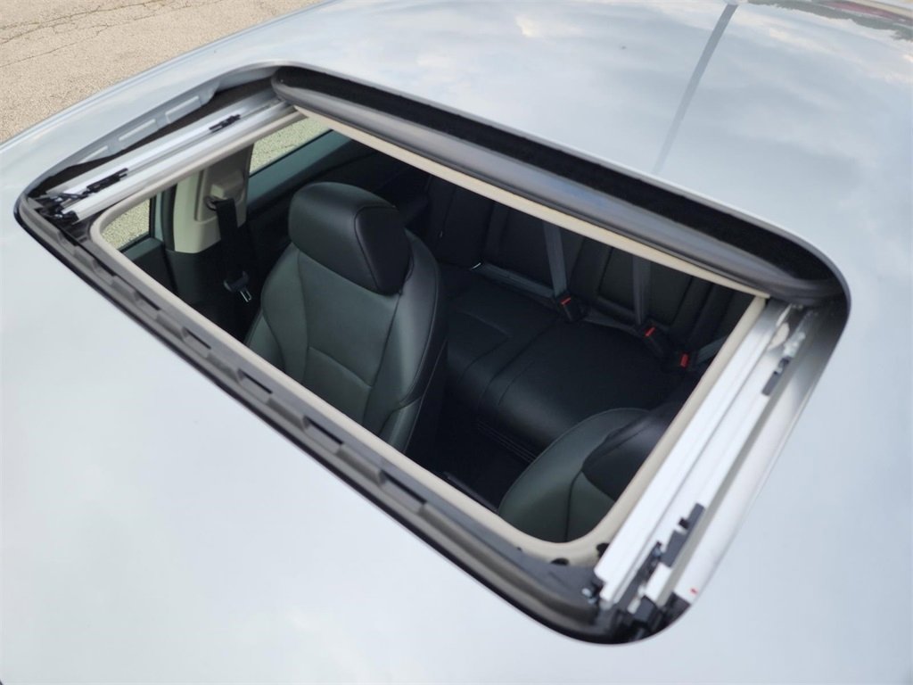 New 2025 Honda Accord Touring image 3