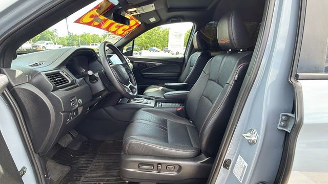 Used 2023 Honda Passport TrailSport image 32