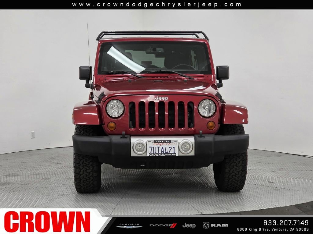 Used 2013 Jeep Wrangler Unlimited Sahara image 2