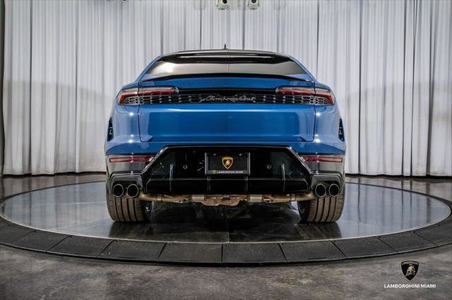 Used 2025 Lamborghini Urus SE AWD/4WD image 25