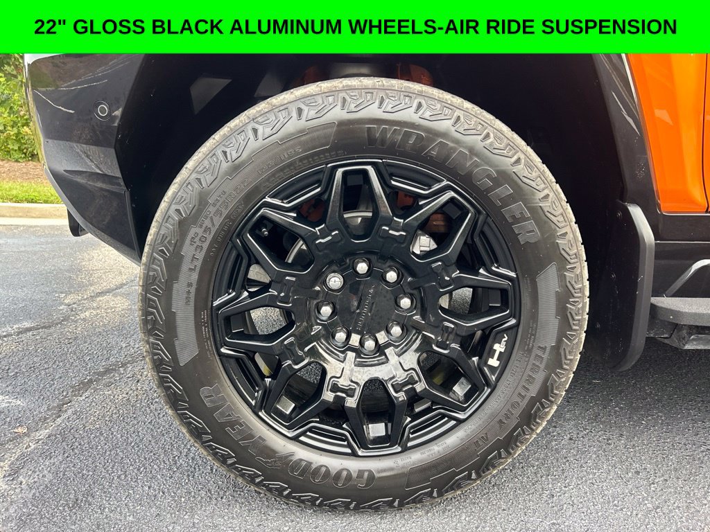 Used 2024 GMC Hummer EV 2X w/ LPO, Illumination Package AWD/4WD image 2