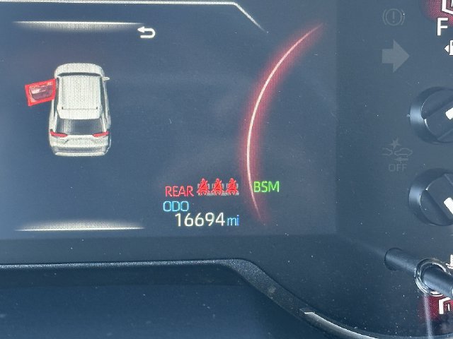 Certified 2025 Toyota RAV4 LE FWD image 23