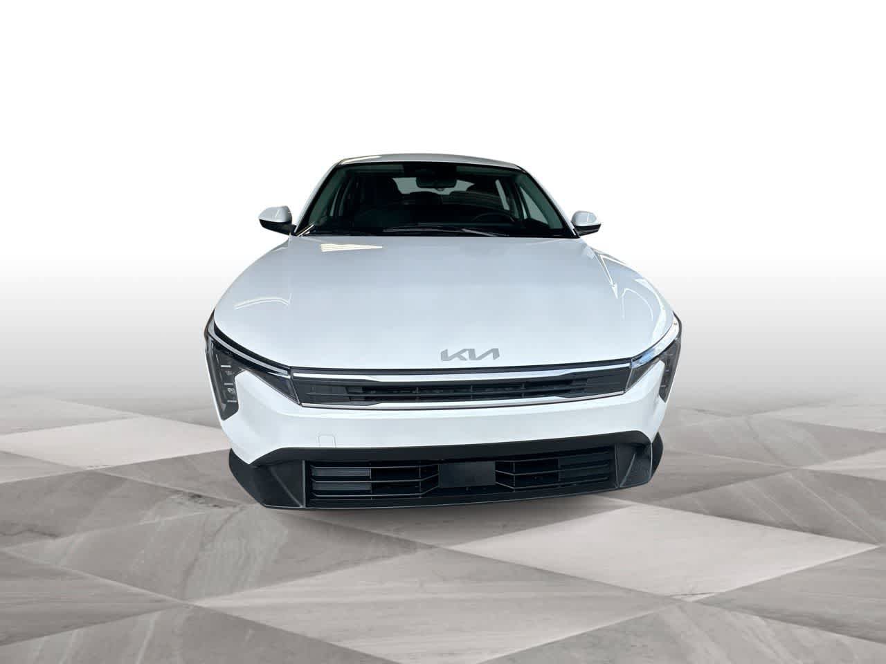 Used 2025 Kia K4 FWD image 3