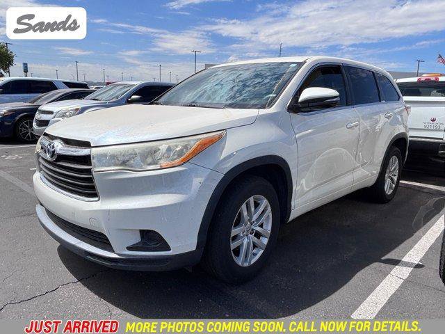 Used 2014 Toyota Highlander LE