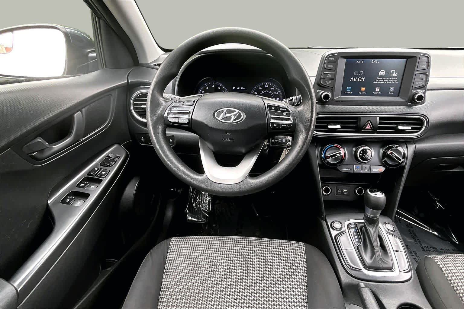 Used 2018 Hyundai Kona SE AWD/4WD image 6