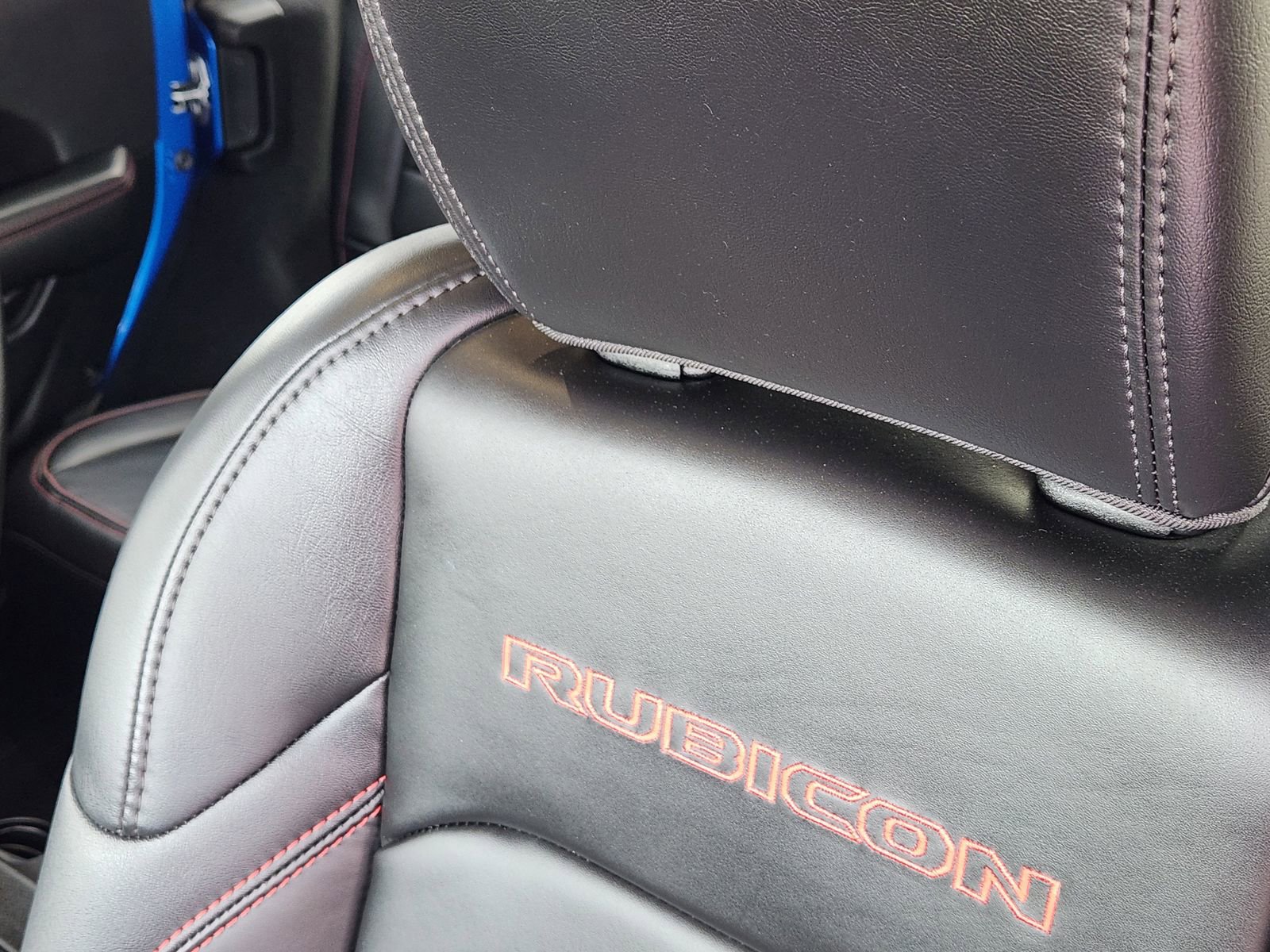 Used 2025 Jeep Wrangler Unlimited Rubicon image 18