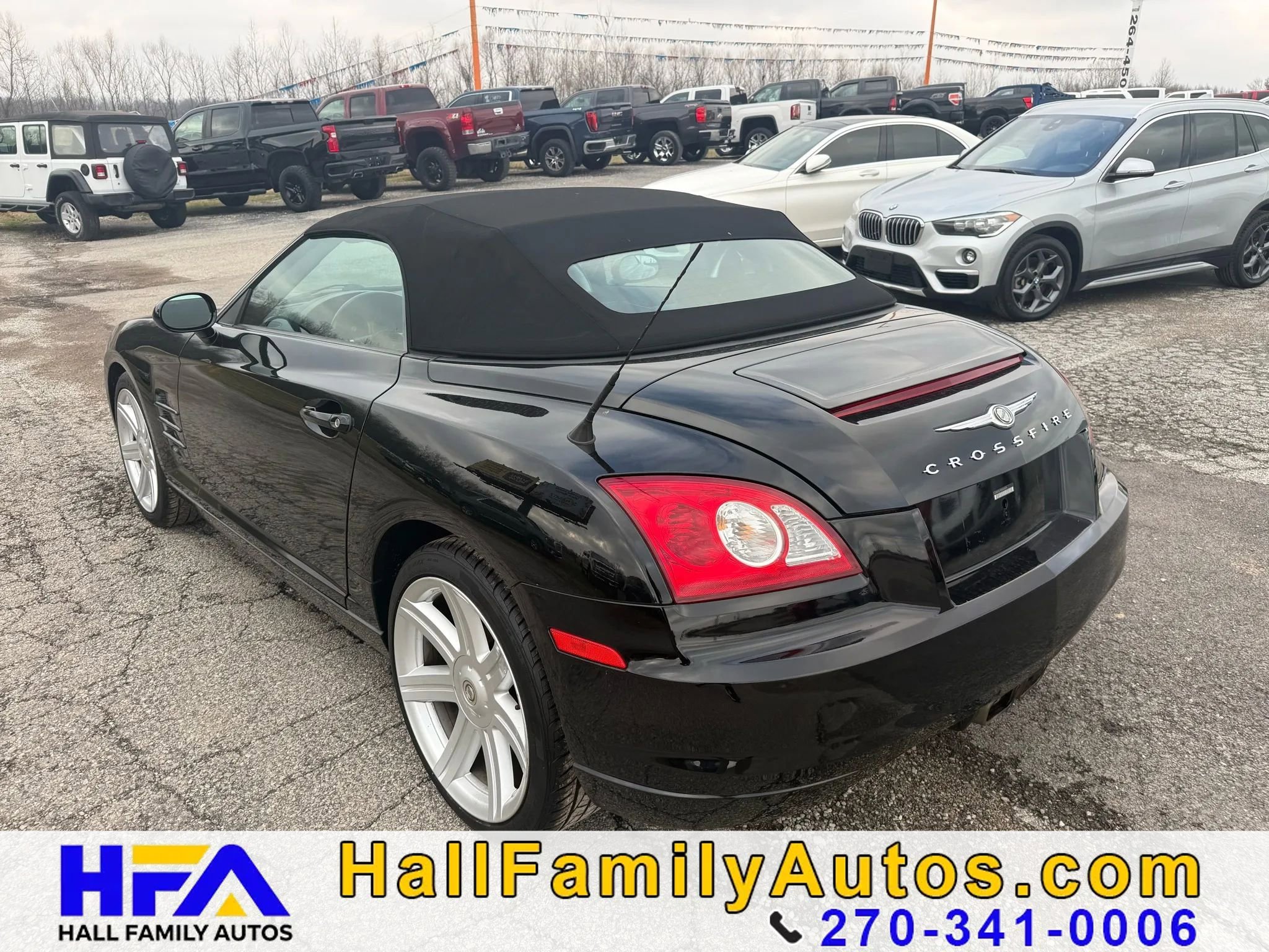 Used 2005 Chrysler Crossfire Convertible RWD image 2