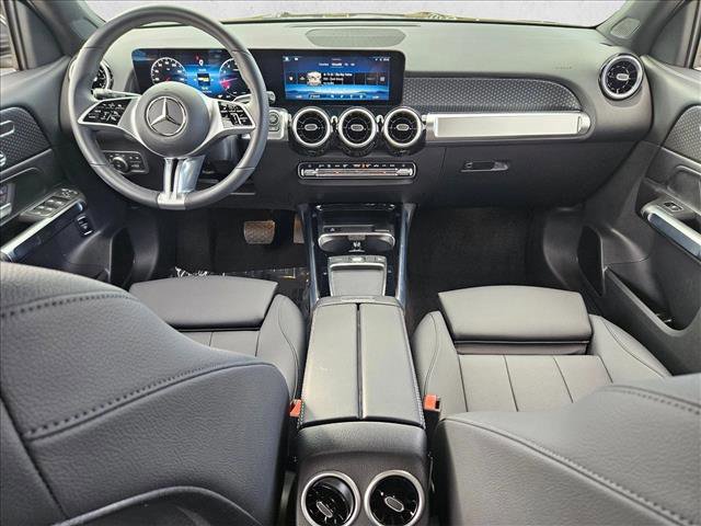 Used 2026 Mercedes-Benz GLB 250 image 16