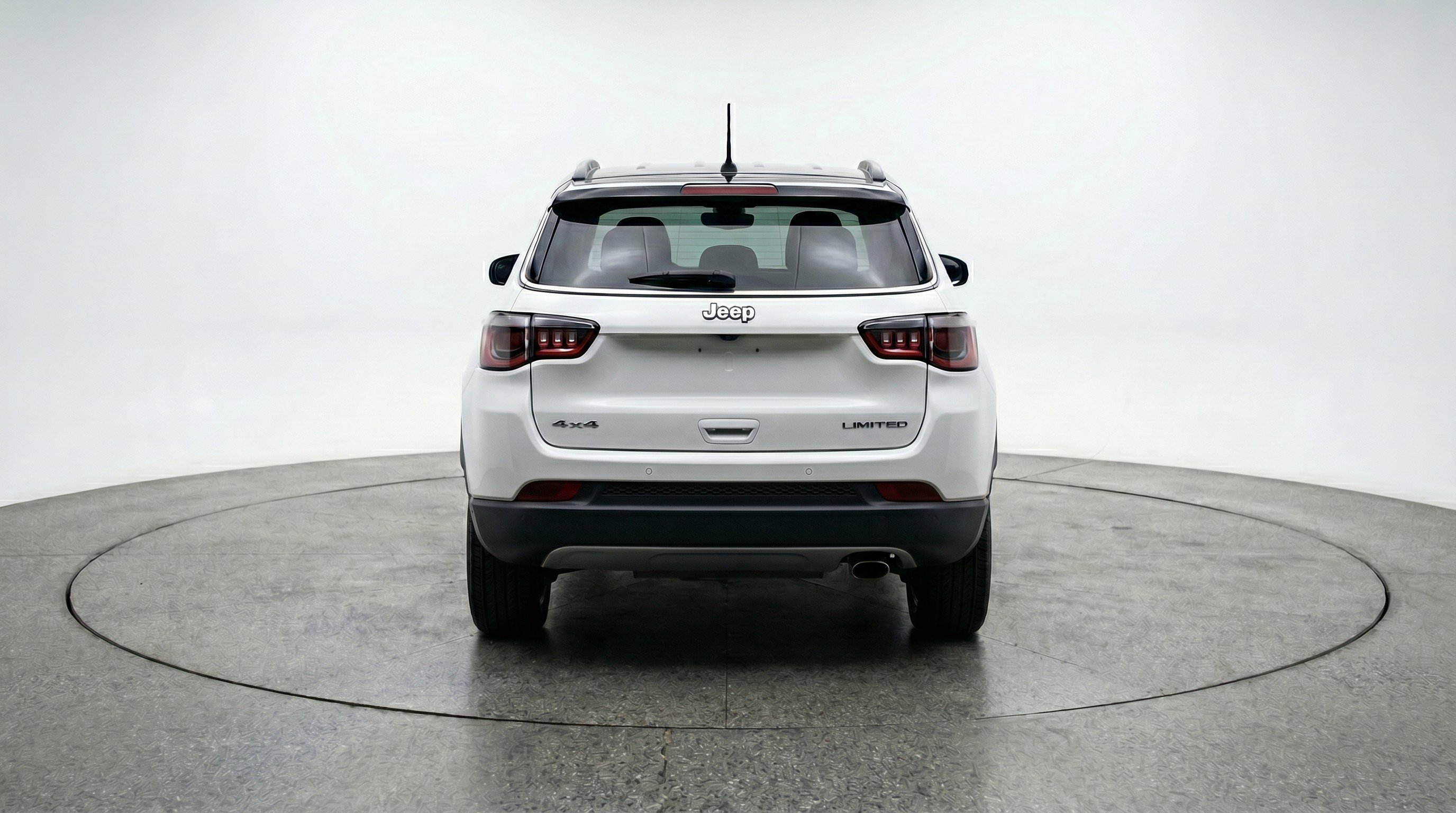 Used 2025 Jeep Compass Limited AWD/4WD image 7