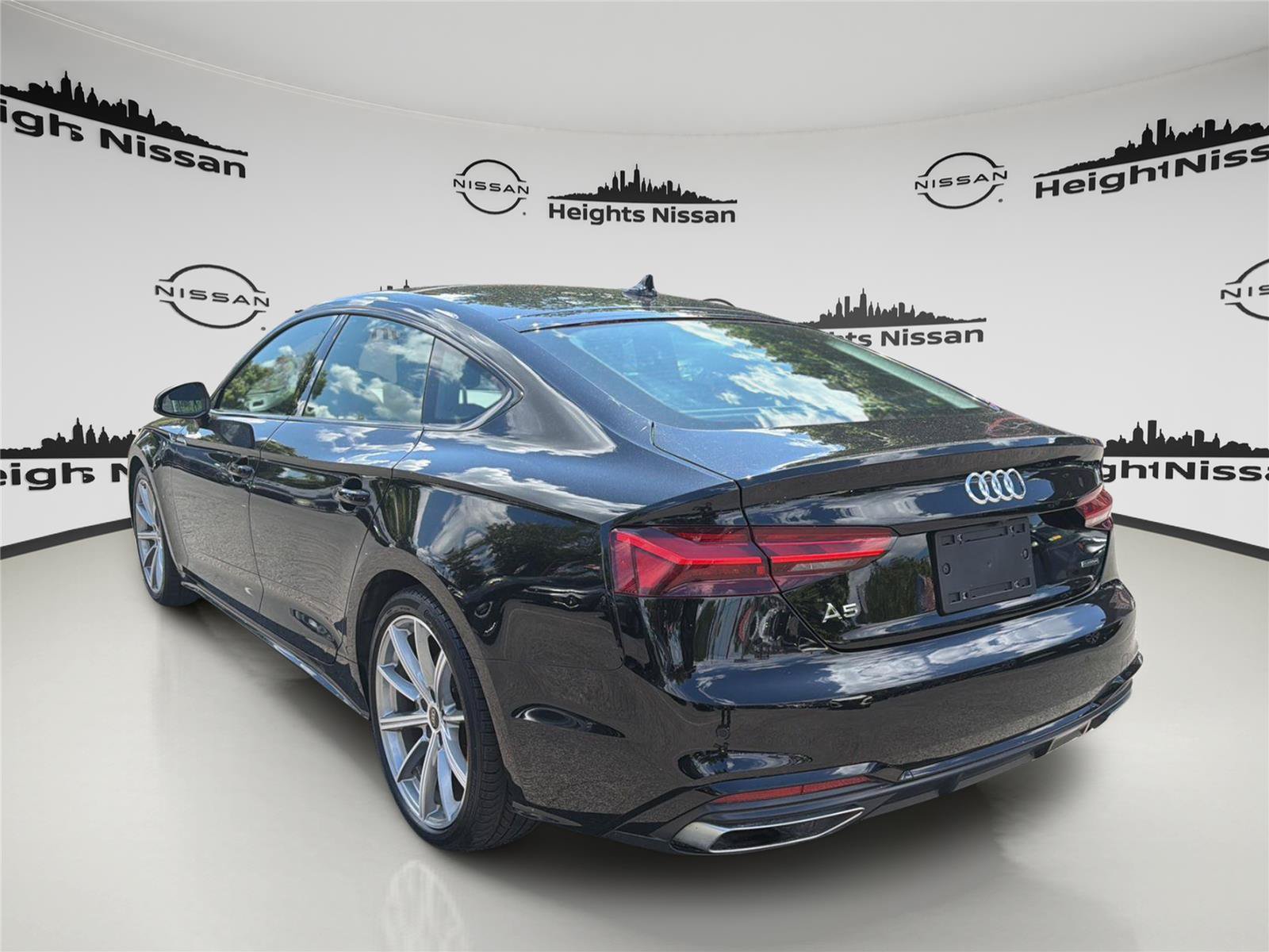 Used 2025 Audi A5 2.0T Premium Plus AWD/4WD image 3
