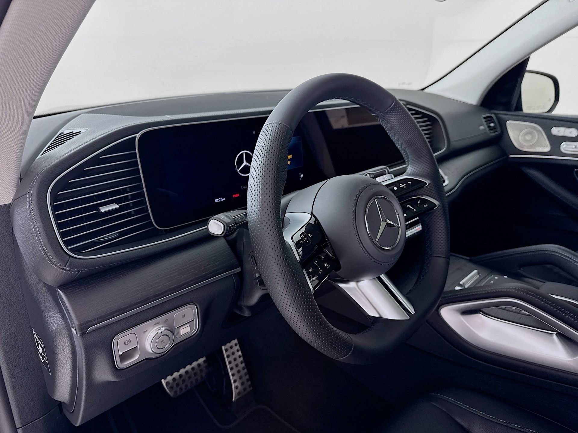 New 2026 Mercedes-Benz GLS 450 4MATIC image 10