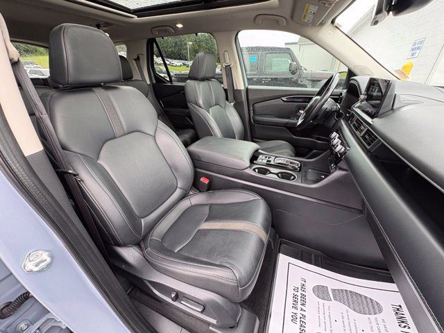 Used 2023 Honda Pilot Touring image 30