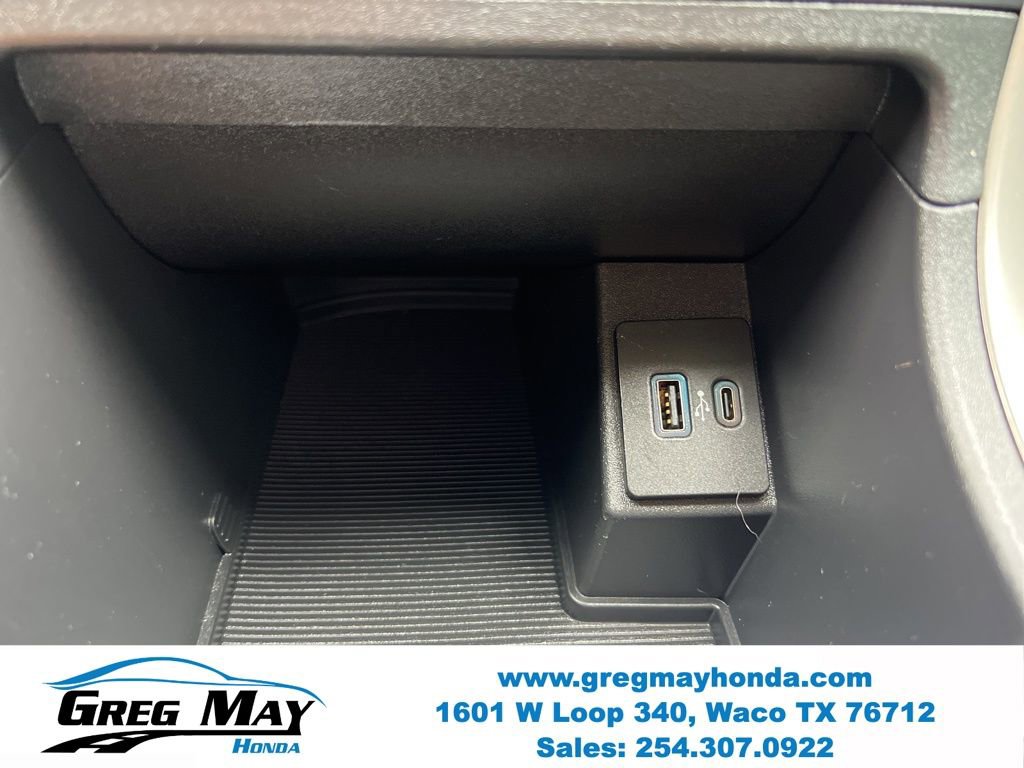 Used 2021 Ford Edge SE FWD image 28