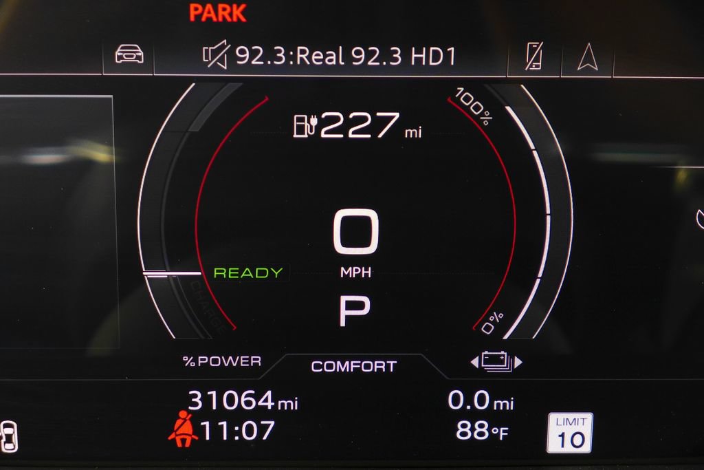 Used 2023 Audi e-tron GT Premium Plus w/ Performance Package AWD/4WD image 32