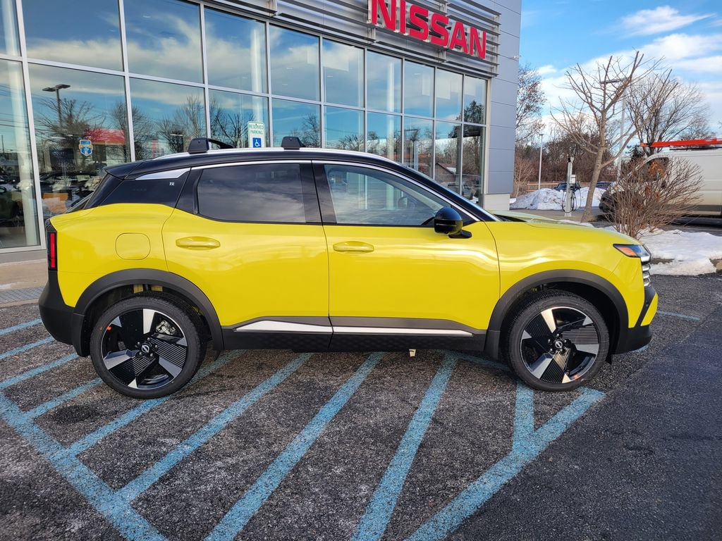 New 2026 Nissan Kicks SR w/ SR Premium Package AWD/4WD image 3