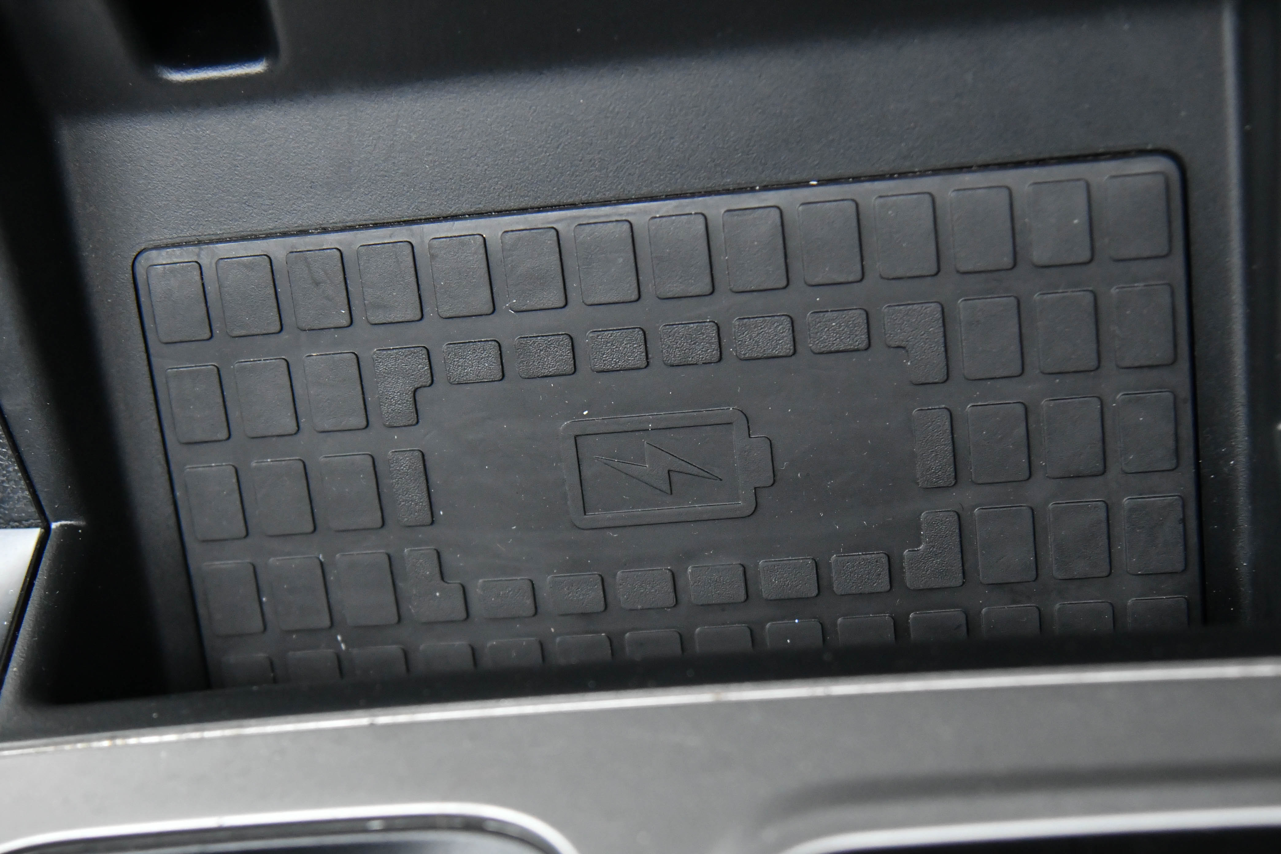 Used 2021 Ford Explorer Limited w/ Equipment Group 301A image 34