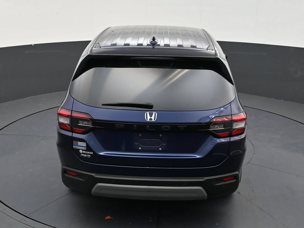 Used 2025 Honda Pilot EX-L image 13