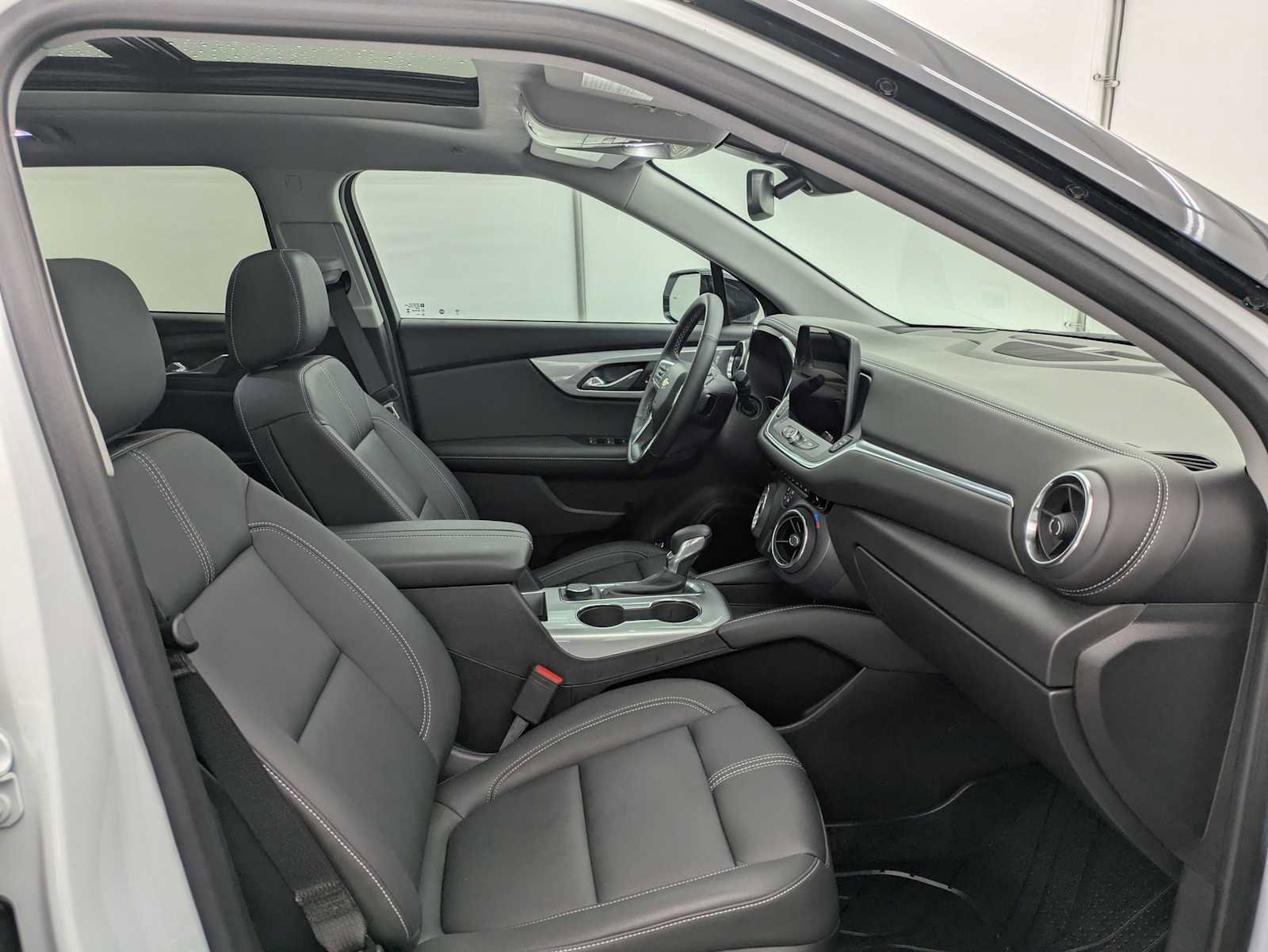 Used 2024 Chevrolet Blazer LT w/ Redline Edition image 22