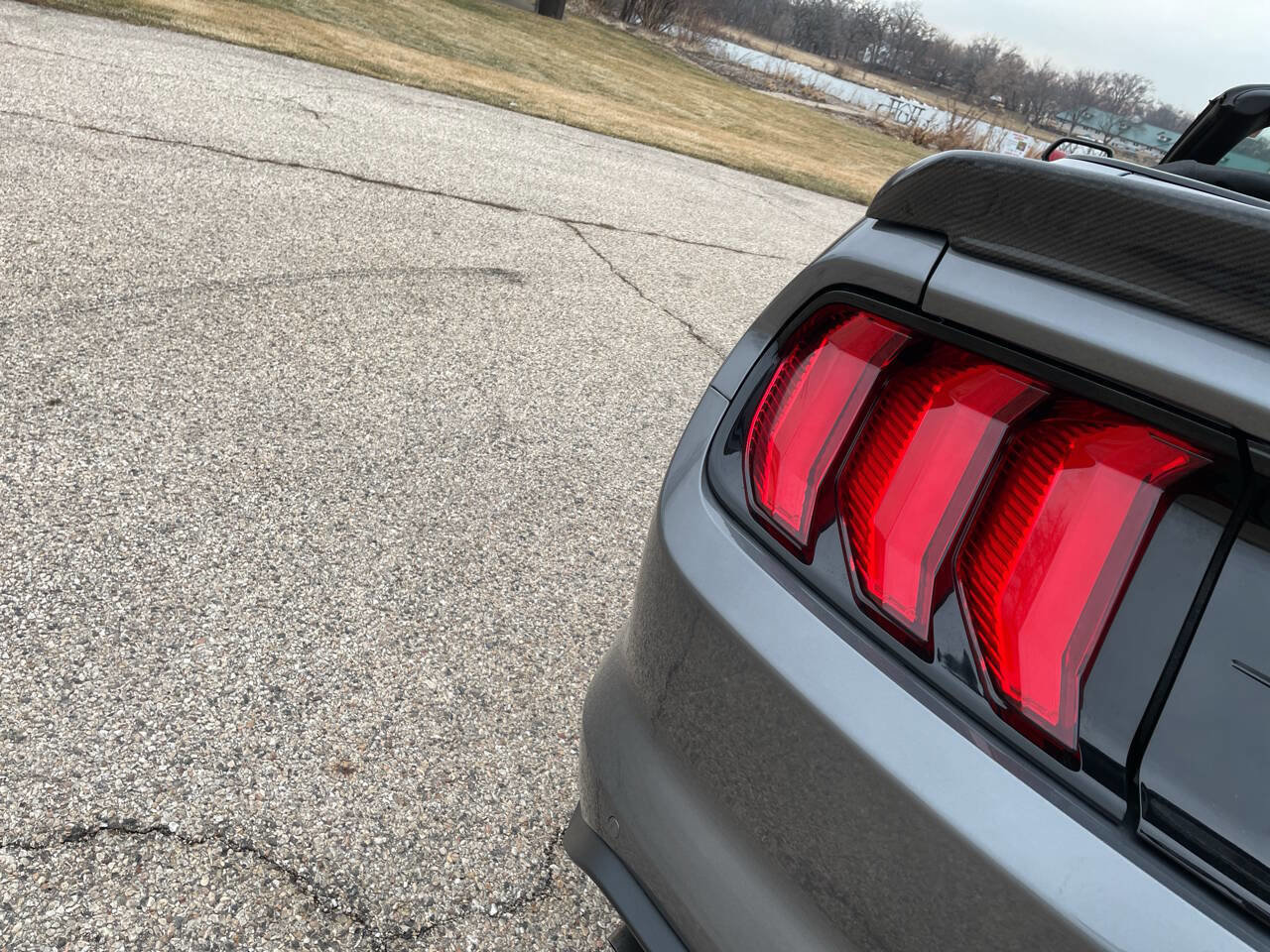 Used 2021 Ford Mustang GT Premium w/ GT Performance Package RWD image 41