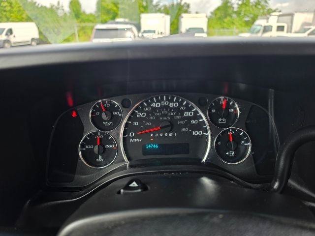 Used 2020 Chevrolet Express 3500 Extended w/ Power Convenience Package RWD image 13