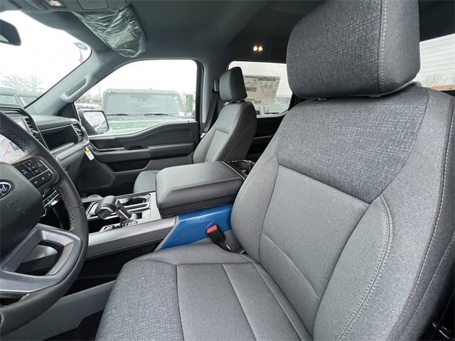 New 2025 Ford F150 Lightning XLT image 11