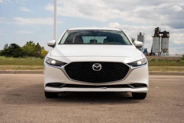 Used 2020 MAZDA MAZDA3 Sedan w/ Preferred Package FWD image 2