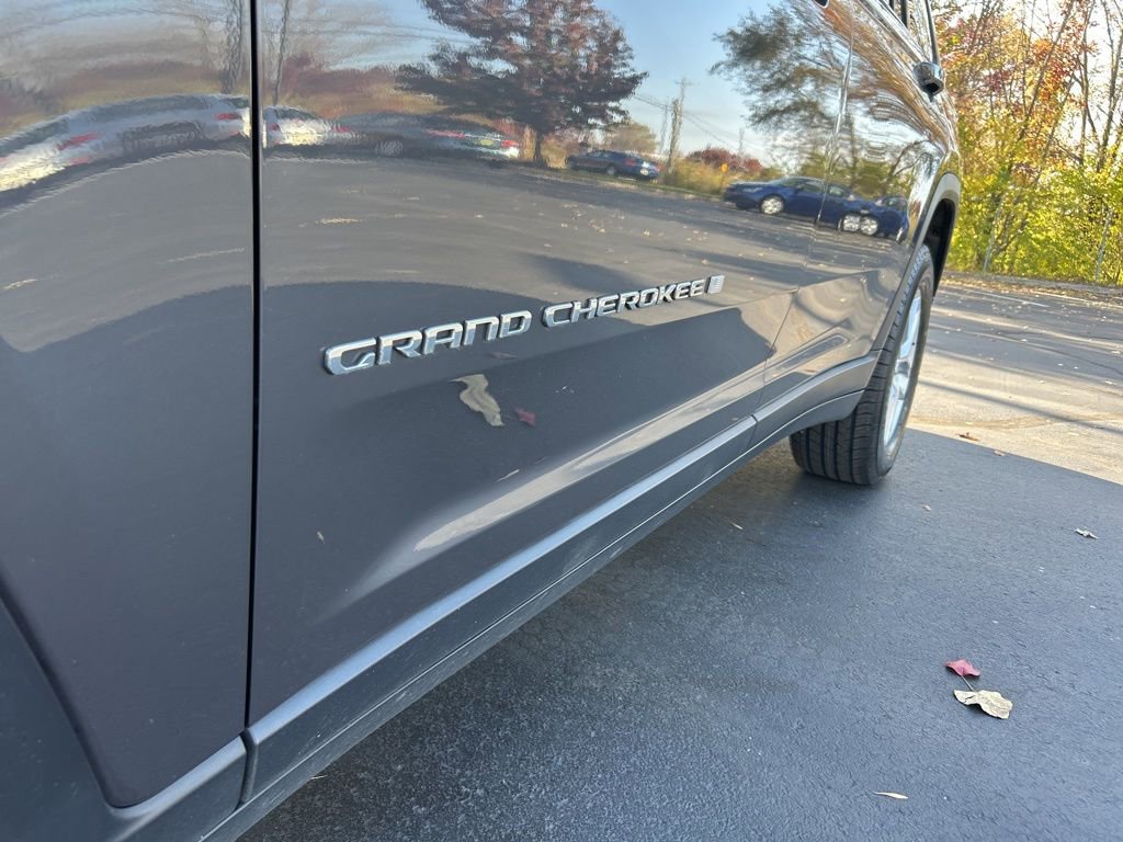 Used 2022 Jeep Grand Cherokee L Laredo w/ Luxury Tech Group I image 5