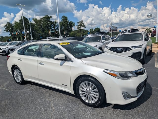 Used 2014 Toyota Avalon Limited w/ Technology Package FWD image 30