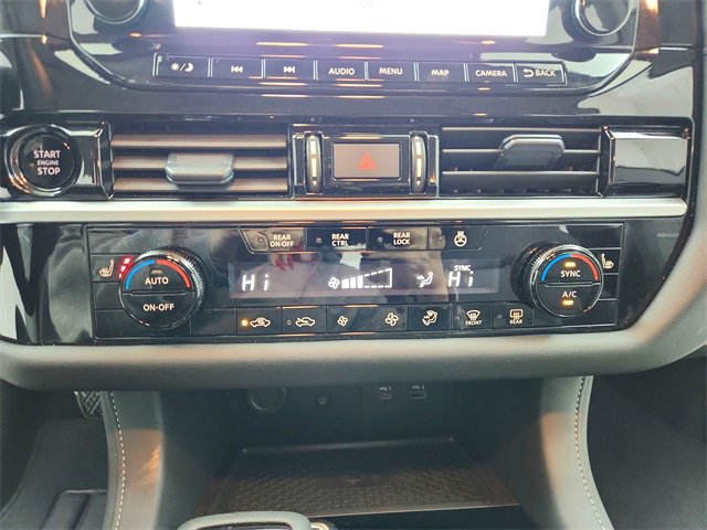 Used 2025 Nissan Pathfinder SL w/ SL Premium Package image 30