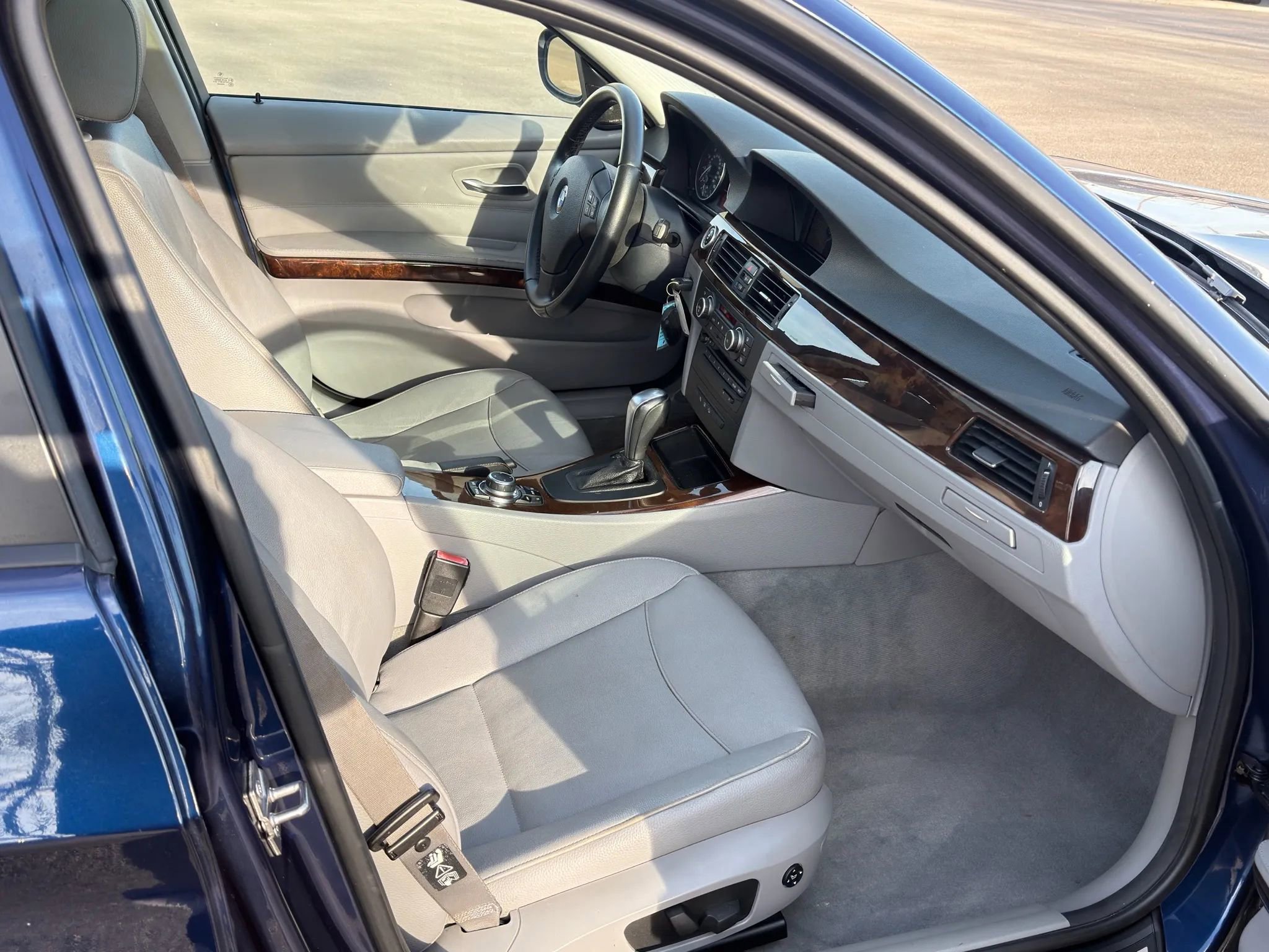 Used 2011 BMW 328i xDrive Sedan image 11