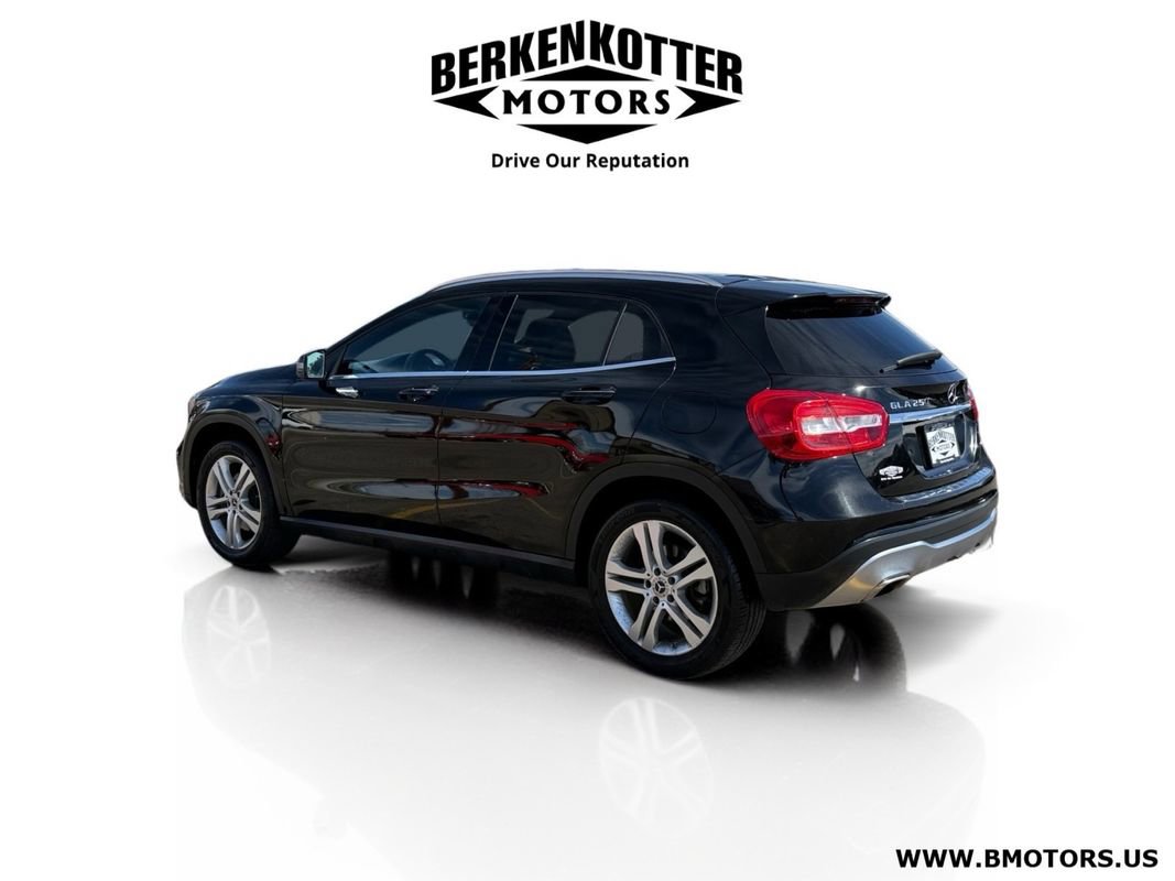 Used 2019 Mercedes-Benz GLA 250 4MATIC image 5