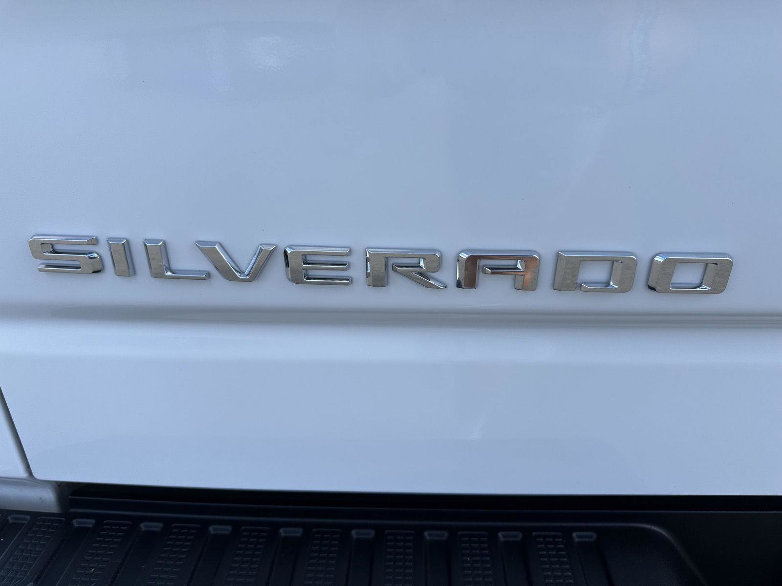 Used 2022 Chevrolet Silverado 1500 LT image 5