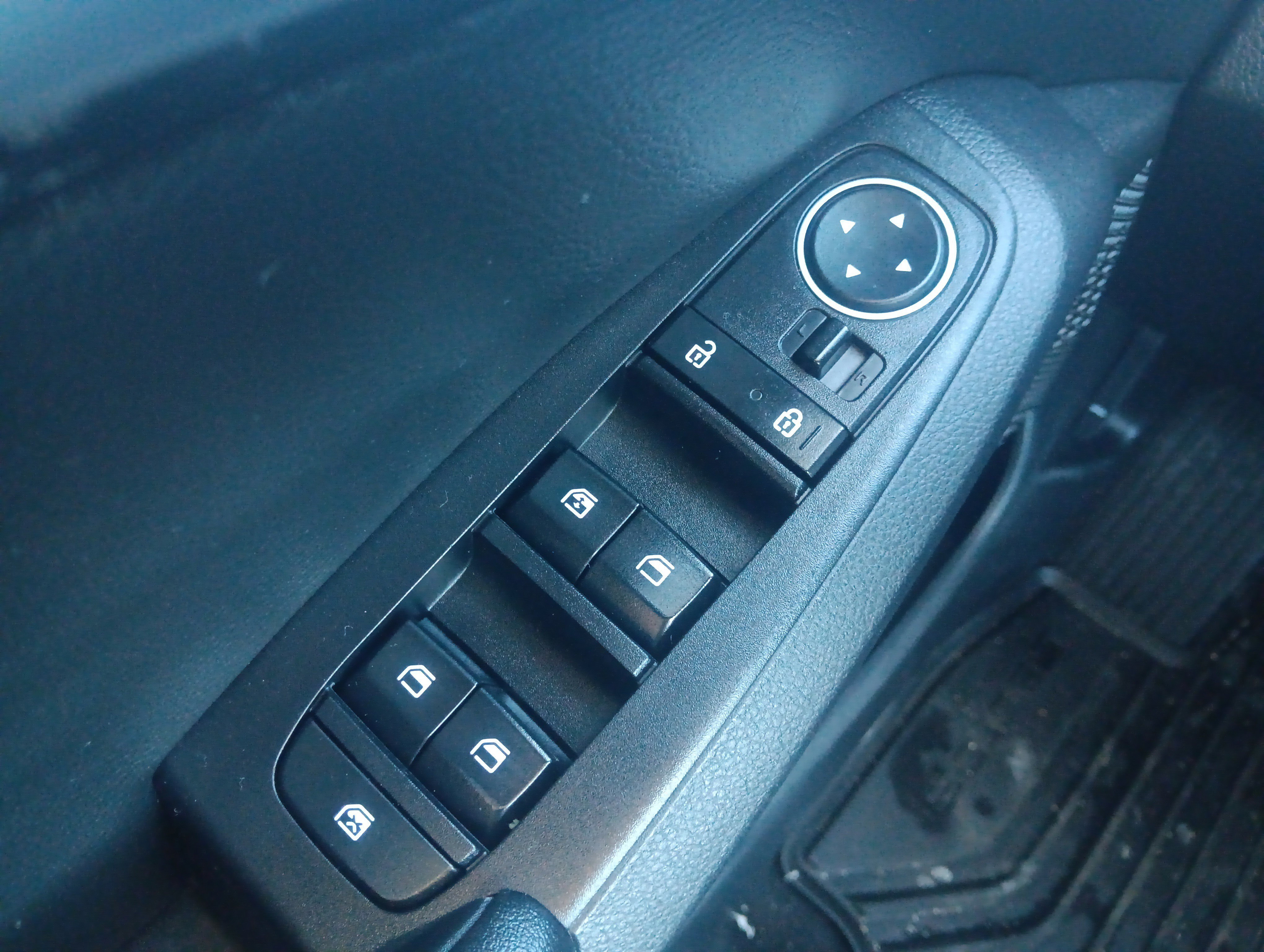 Used 2023 Kia Seltos EX image 20