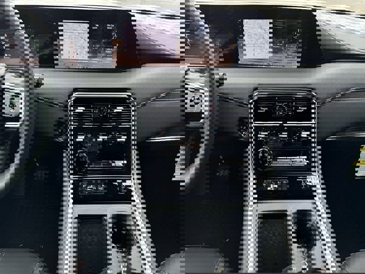 New 2026 Nissan Armada SL w/ Captain's Chari Seat Package image 16