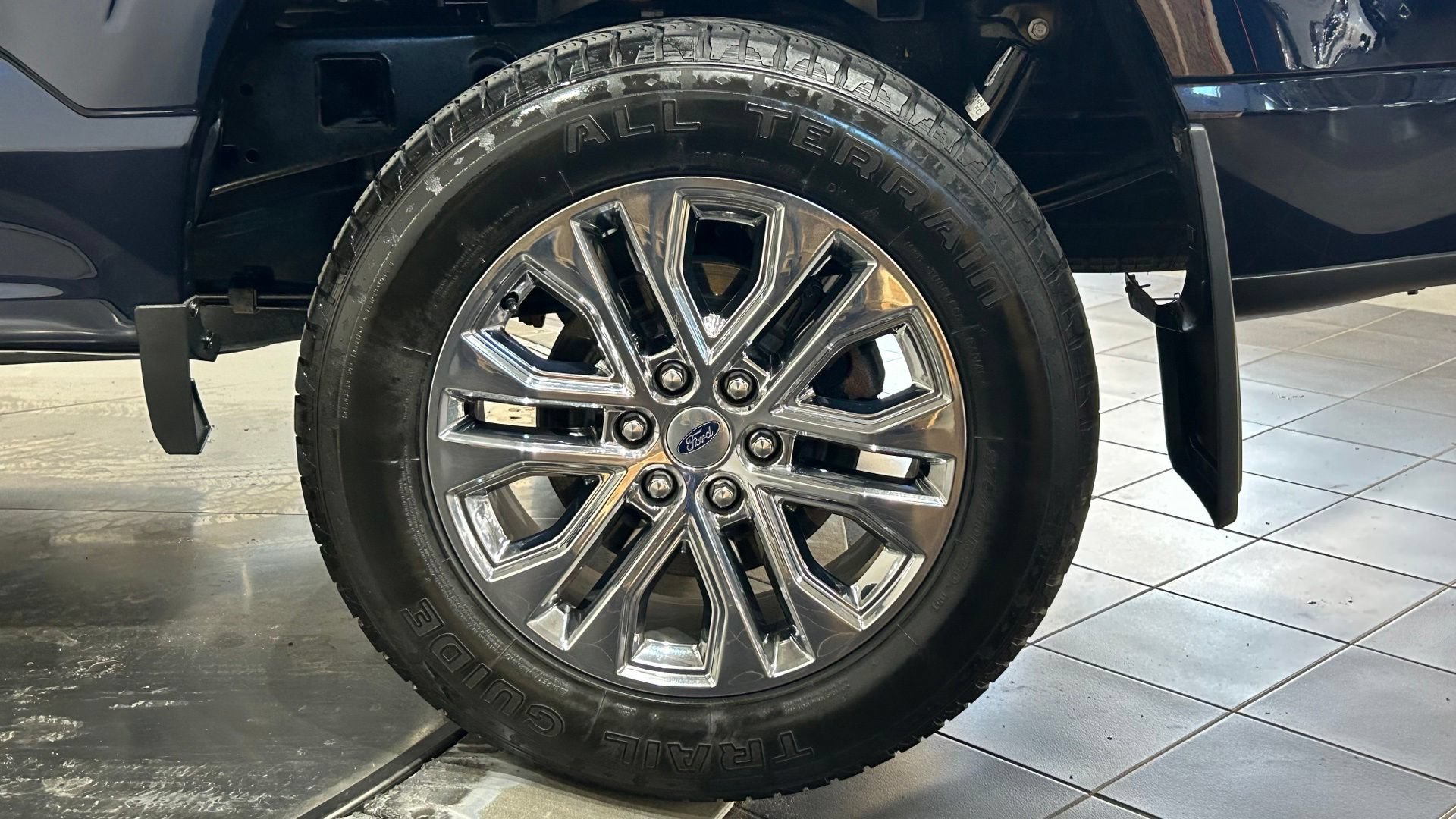 Used 2024 Ford F150 Lariat w/ Equipment Group 502A High AWD/4WD image 27