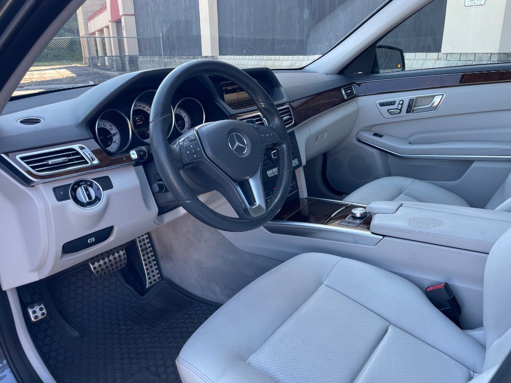 Used 2015 Mercedes-Benz E 350 Sedan w/ Premium 1 Package image 40