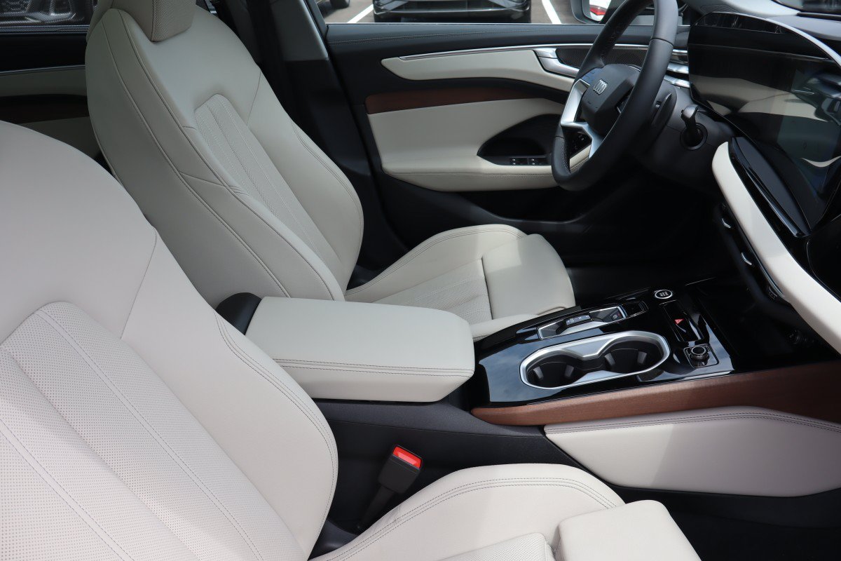 Used 2026 Audi A6 Prestige w/ Prestige Package AWD/4WD image 16