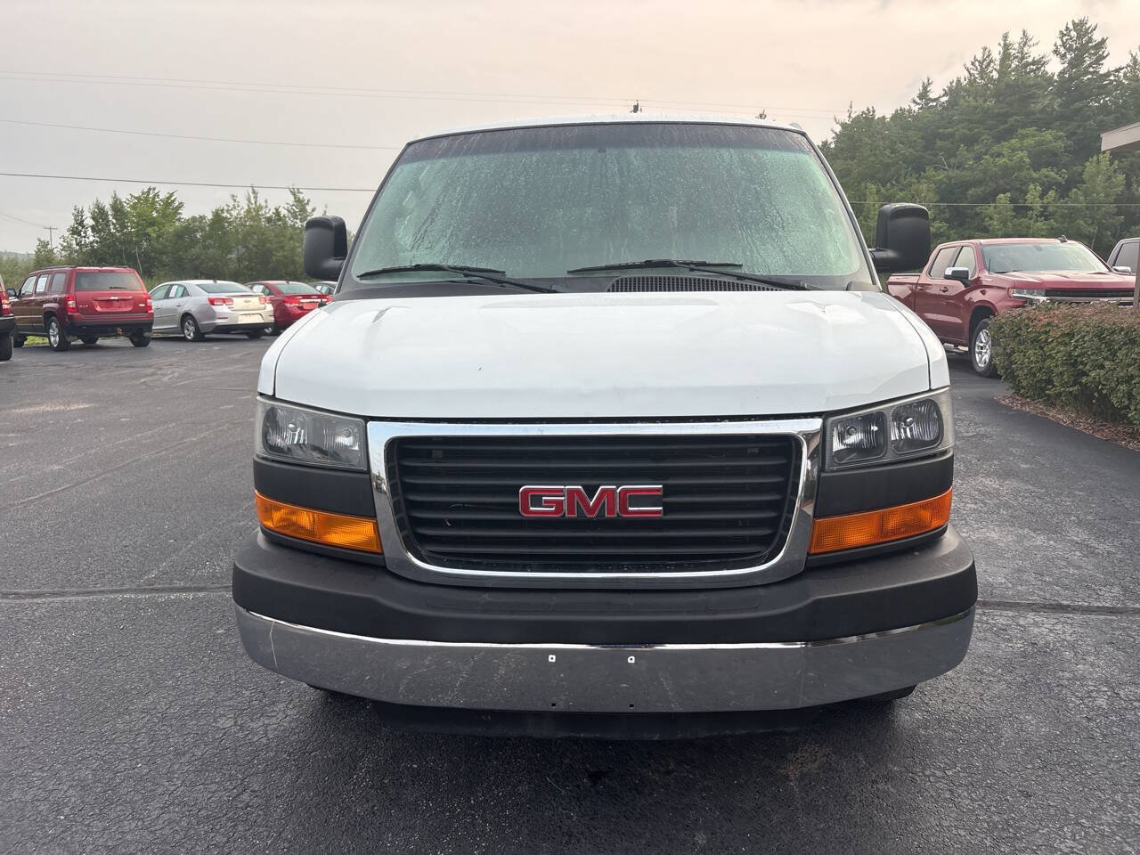 Used 2015 GMC Savana 2500 RWD image 3