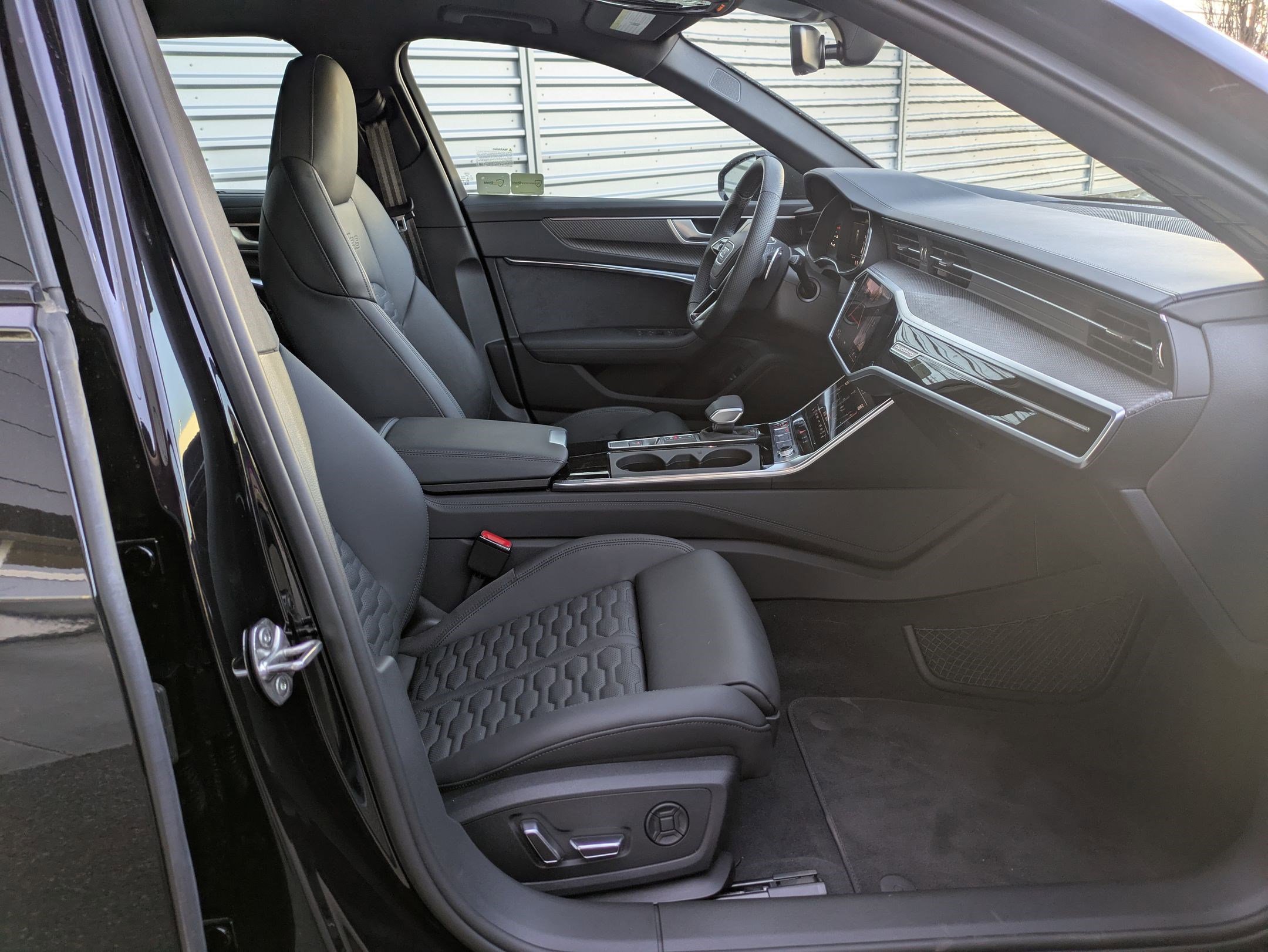 Used 2026 Audi RS 6 performance image 33