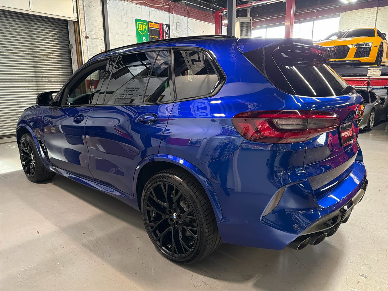 Used 2020 BMW X5 M Competition w/ Executive Package AWD/4WD image 9