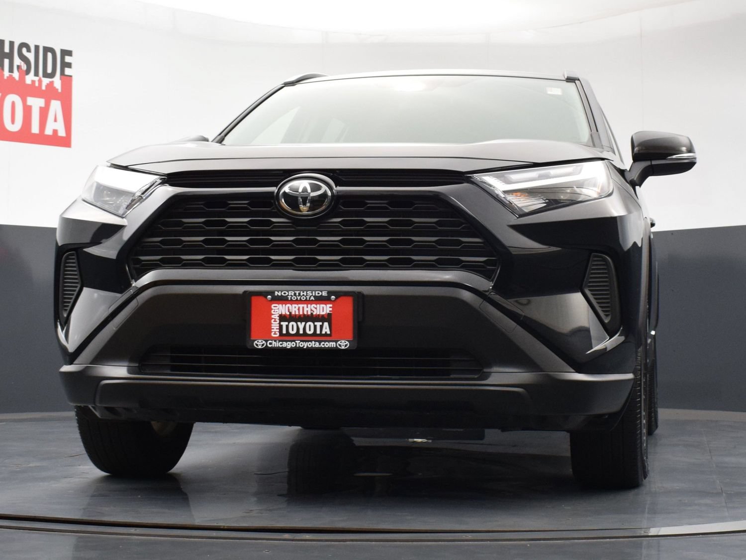 Used 2025 Toyota RAV4 LE AWD/4WD image 29